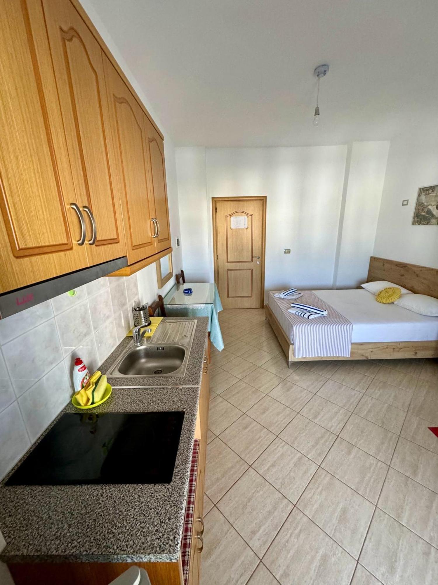 Villa Mihal Apartments Ksamil Extérieur photo