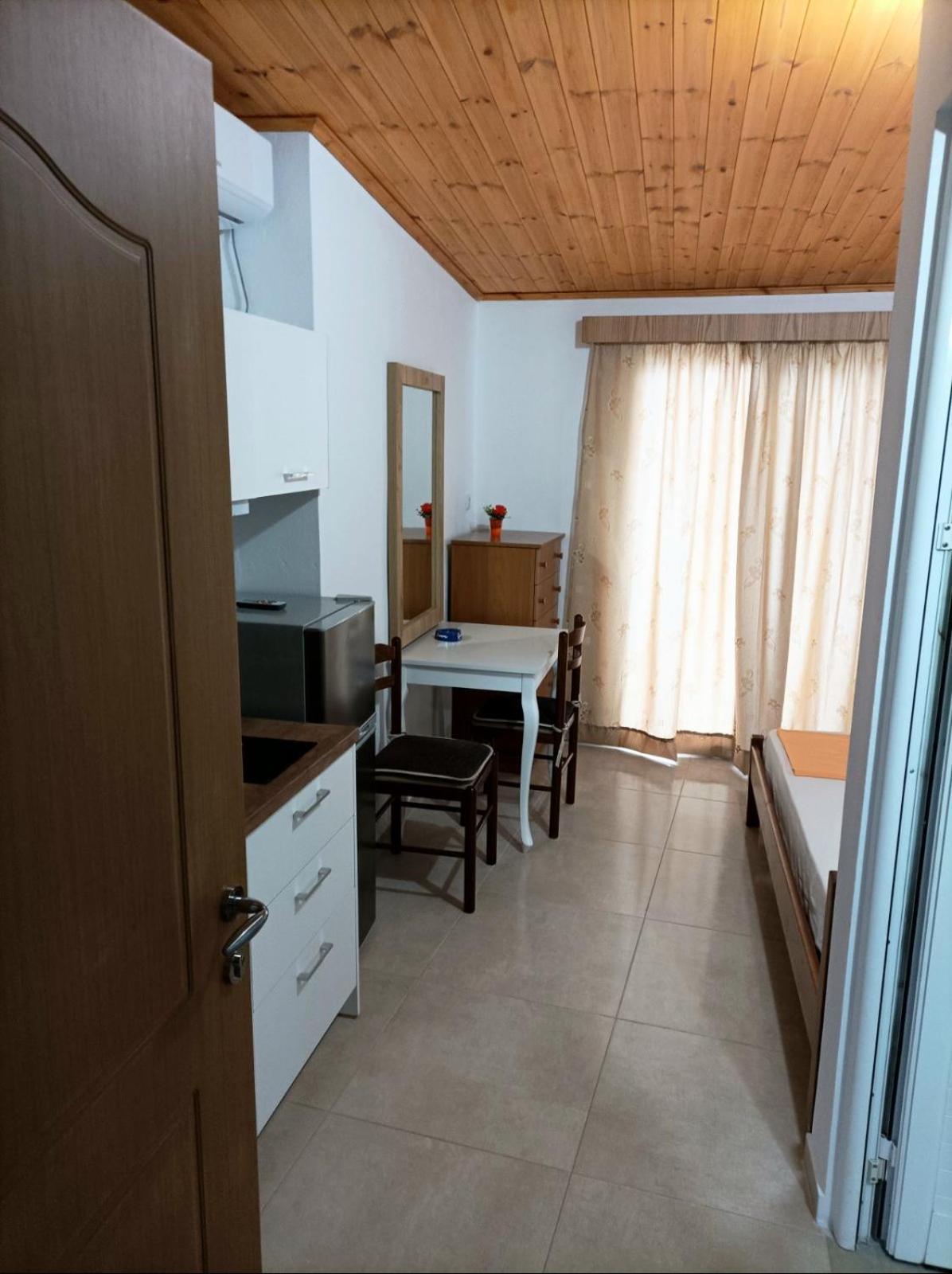Villa Mihal Apartments Ksamil Extérieur photo
