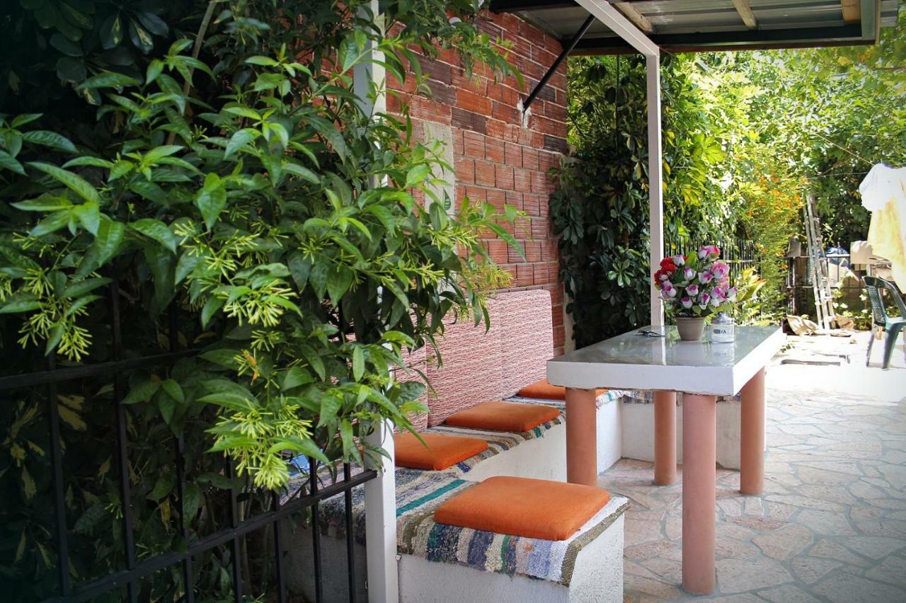 Villa Mihal Apartments Ksamil Extérieur photo